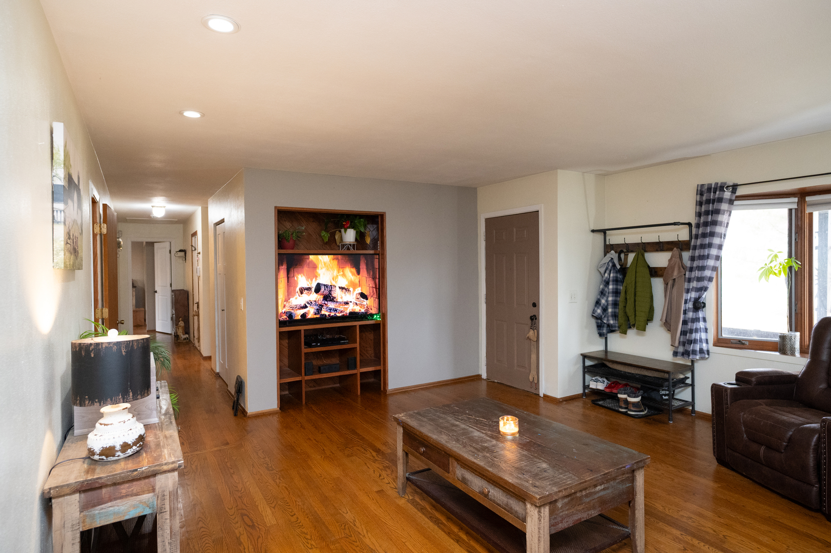 1403 West Beach Road Waukegan, IL 60087 - Photo 11 of 59 a living room with furniture and wooden floor