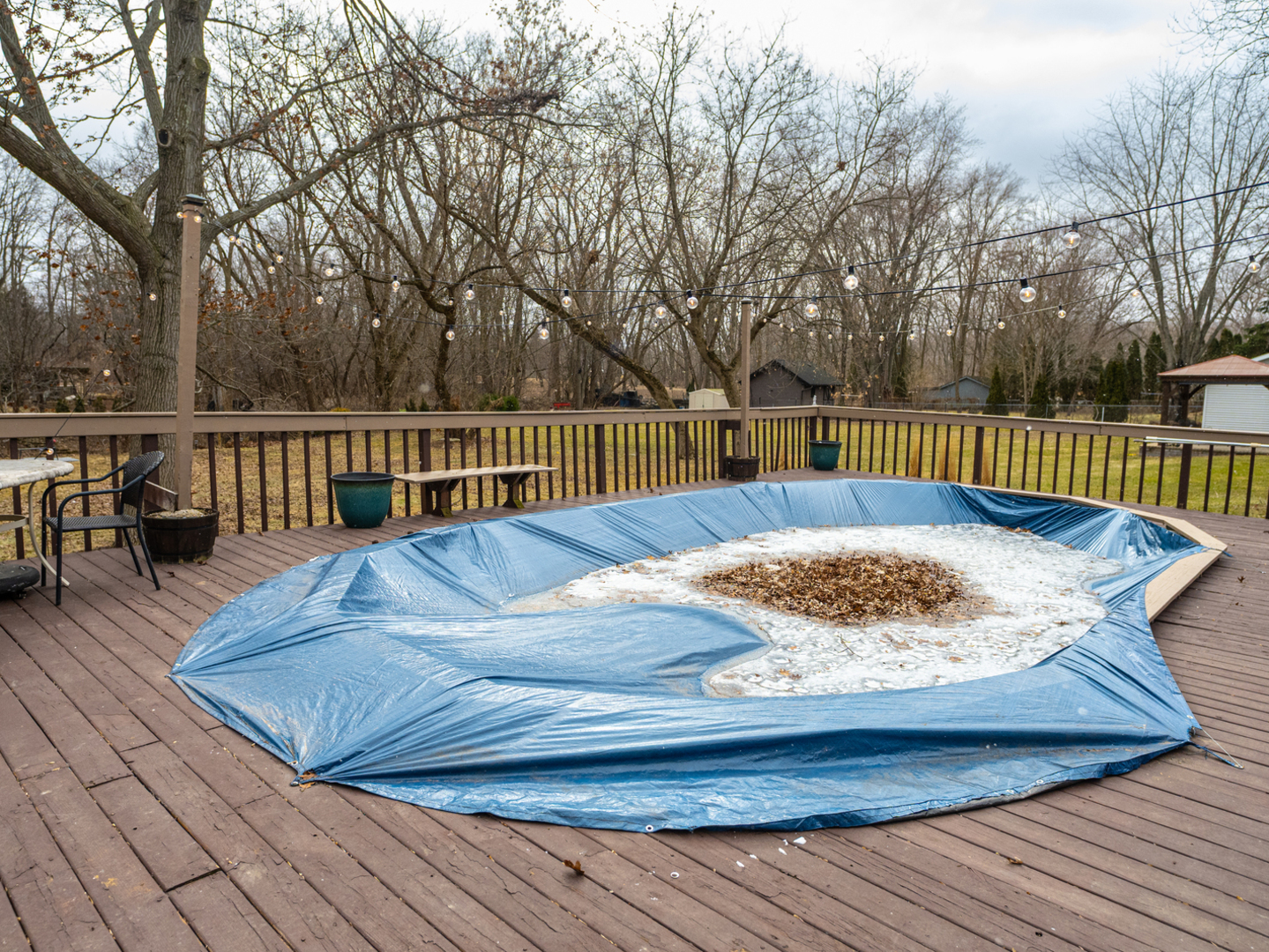1403 West Beach Road Waukegan, IL 60087 - Photo 47 of 59 a view of balcony with wooden floor and fence