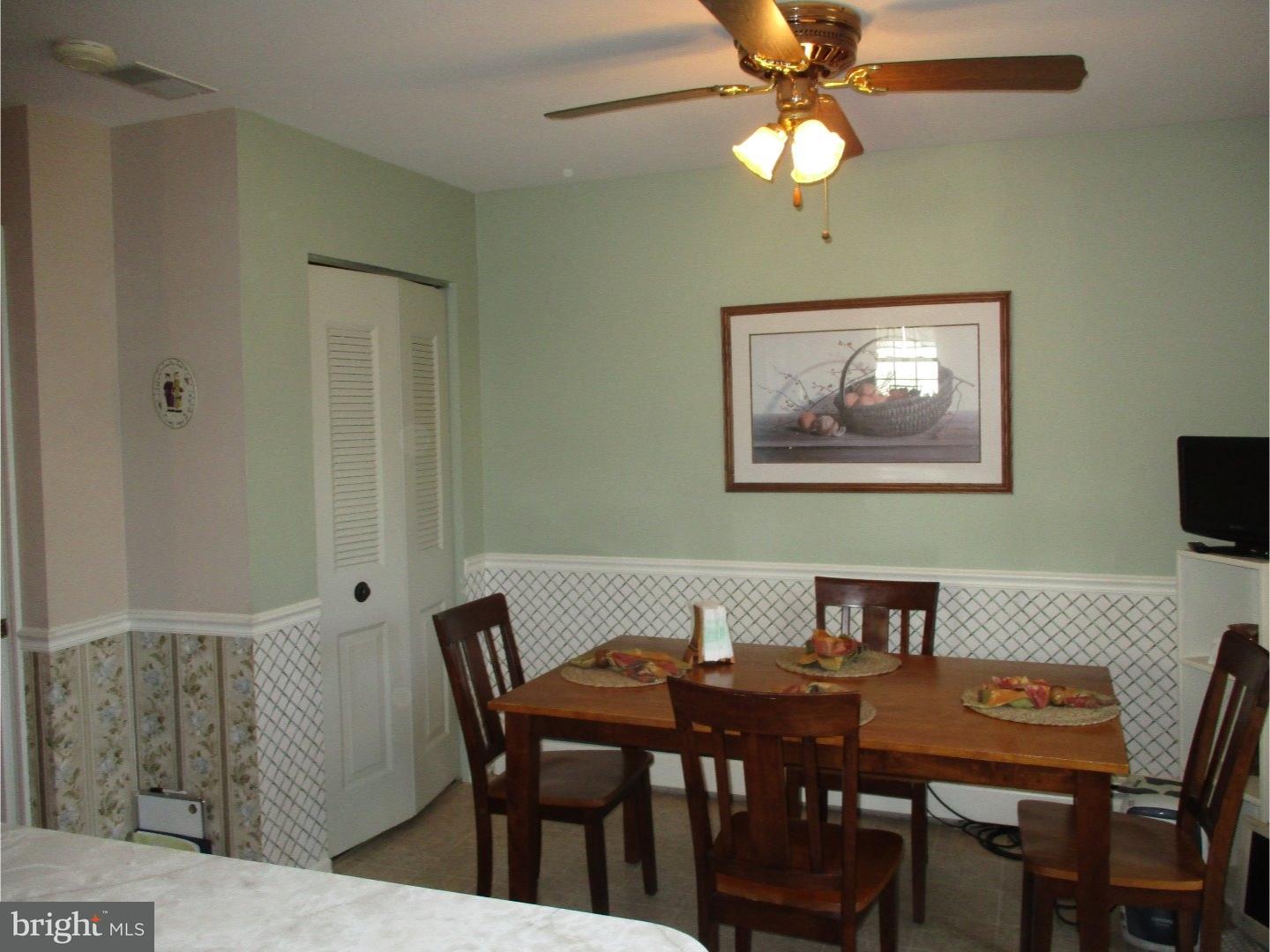 3501 Walnut Ridge Drive Pottstown, PA 19464 - Photo 12 of 25 Kitchen