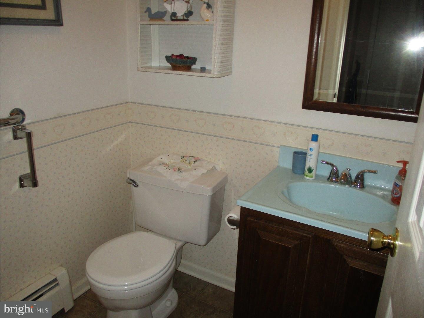 3501 Walnut Ridge Drive Pottstown, PA 19464 - Photo 5 of 25 Half Bath