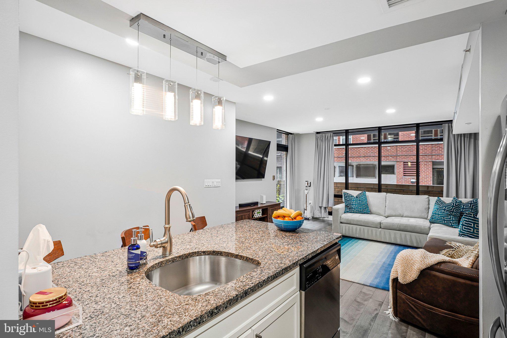 912 F Street Northwest, Unit T00 Washington, DC 20004 - Photo 5 of 22