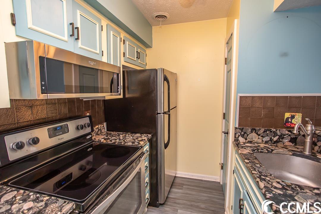 4710 Cobblestone Drive, Unit J4 Myrtle Beach, SC 29577 - Photo 5 of 31