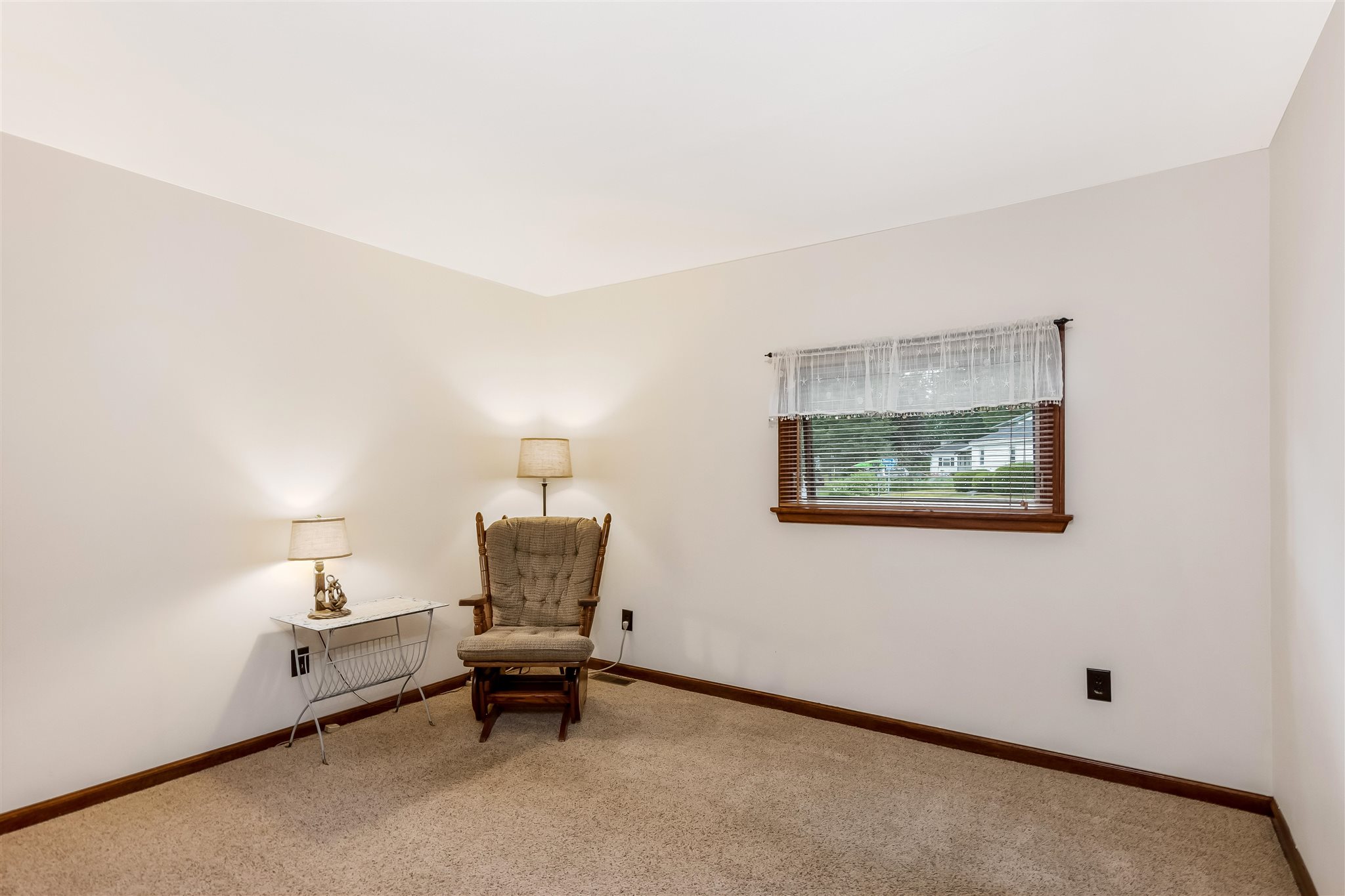 38 Sherry Road South Burlington, VT 05403 - Photo 6 of 27 Gallery Image 6
