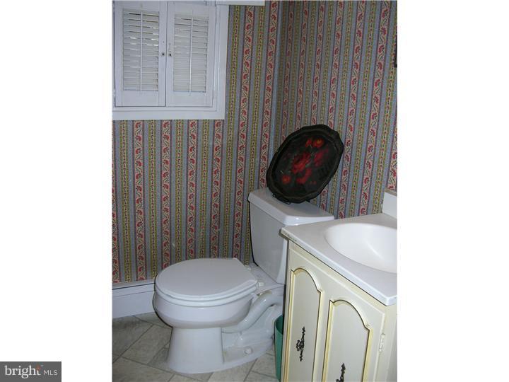 19 Tweed Road Levittown, PA 19056 - Photo 13 of 24 Half Bath