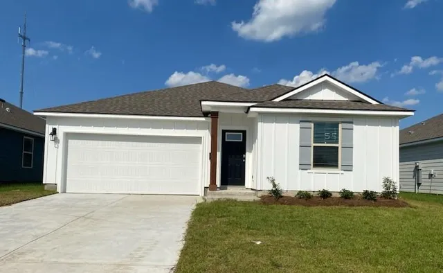 $284,900 | 321 Holmes Boulevard, Terrytown, LA 70056