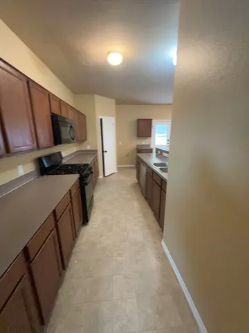 $1,775 | 808 Katydid Court, Conroe, TX 77301