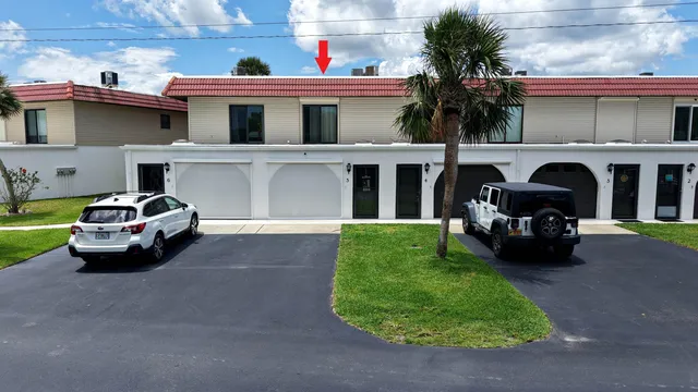 $269,000 | 5 Ocean Palm Villa North, Unit 5, Flagler Beach, FL 32136