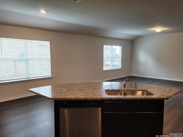 $2,000 | 618 Cypress Bayou, Cibolo, TX 78108