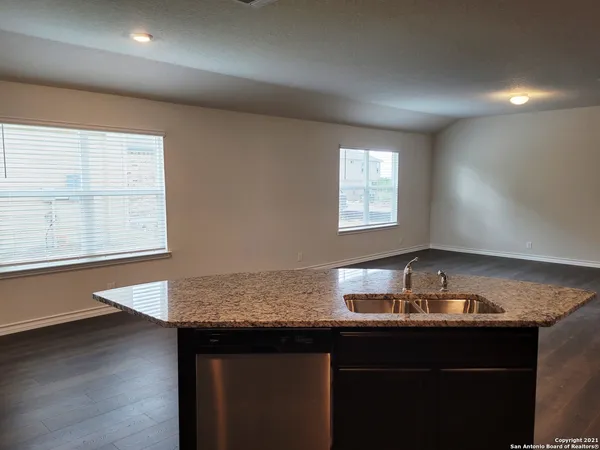 $2,000 | 618 Cypress Bayou, Cibolo, TX 78108