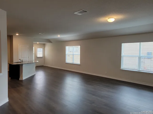 $2,000 | 618 Cypress Bayou, Cibolo, TX 78108