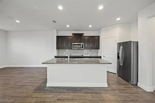 $384,994 | 519 Sandiford Court, Mansfield, TX 76063