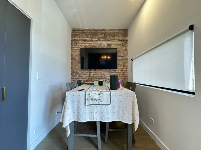 $2,600 | 908 North California Avenue, Unit 3, Chicago, IL 60622