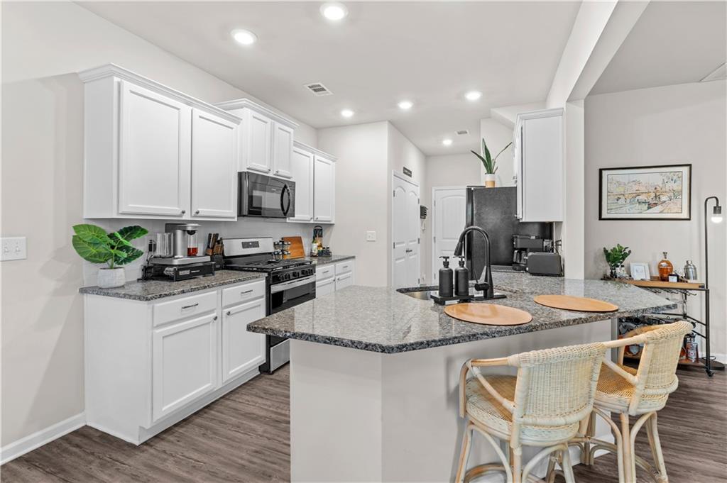 216 Ridge Valley Drive Woodstock, GA 30189 - Photo 8 of 38