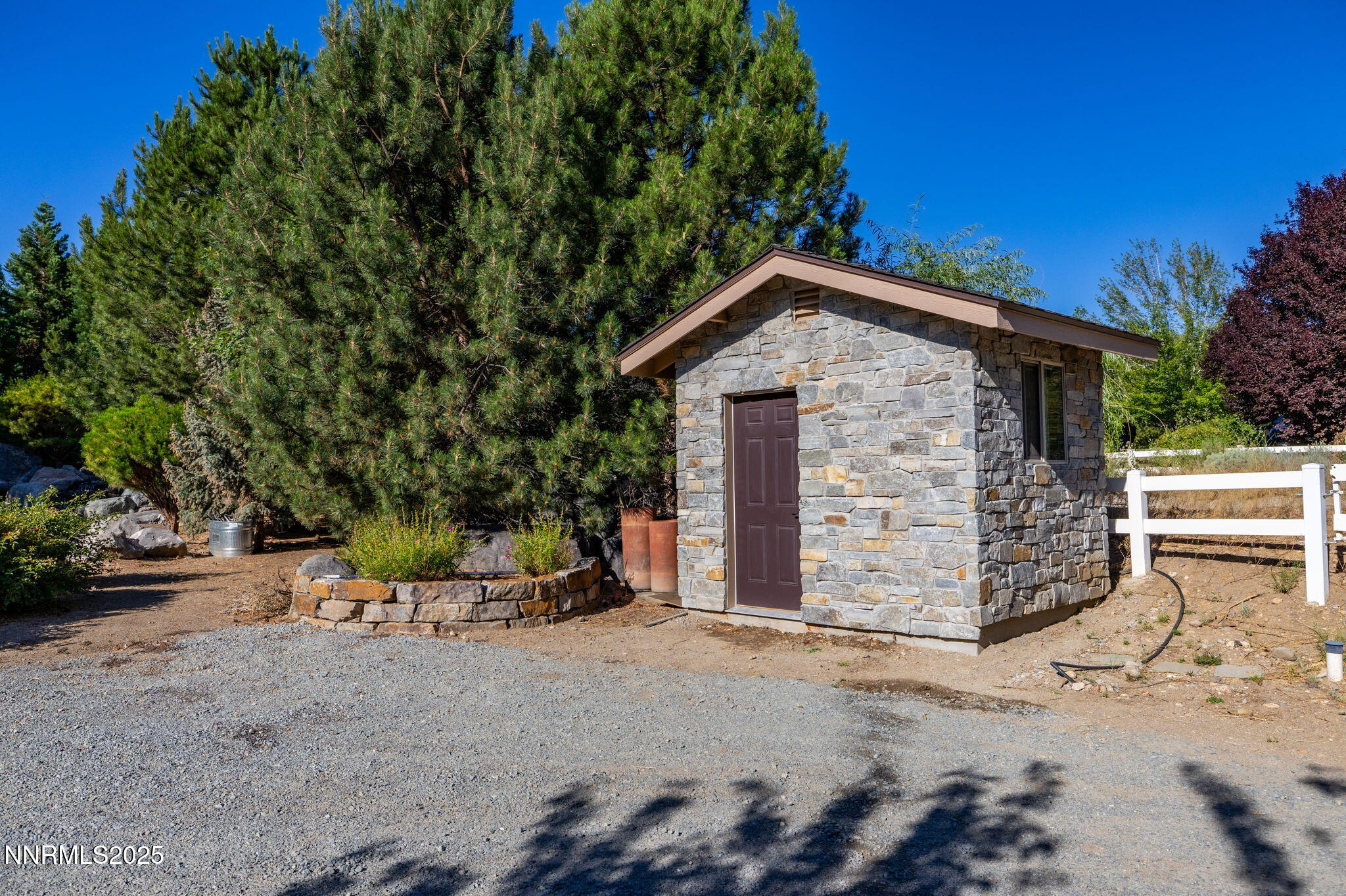 2680 Olive Place Reno, NV 89511 - Photo 17 of 41 25-web-or-mls-2680 Olive Pl-9