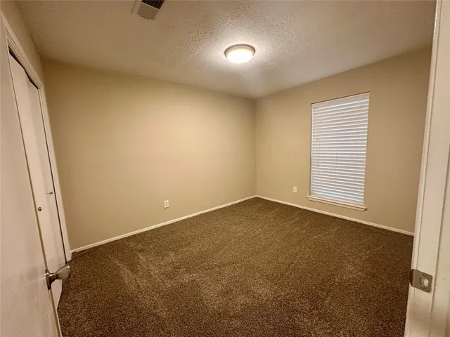 $2,250 | 7646 Western Oak Lane, Houston, TX 77040