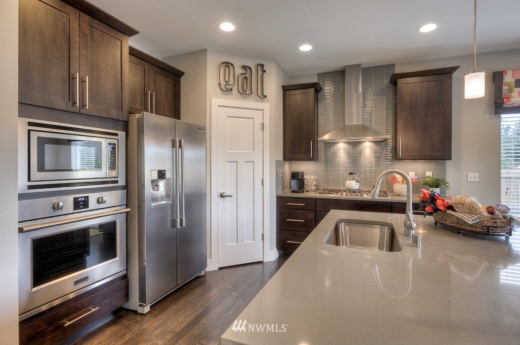 115 194th Place Southwest, Unit 13 Bothell, WA 98012 - Photo 2 of 25