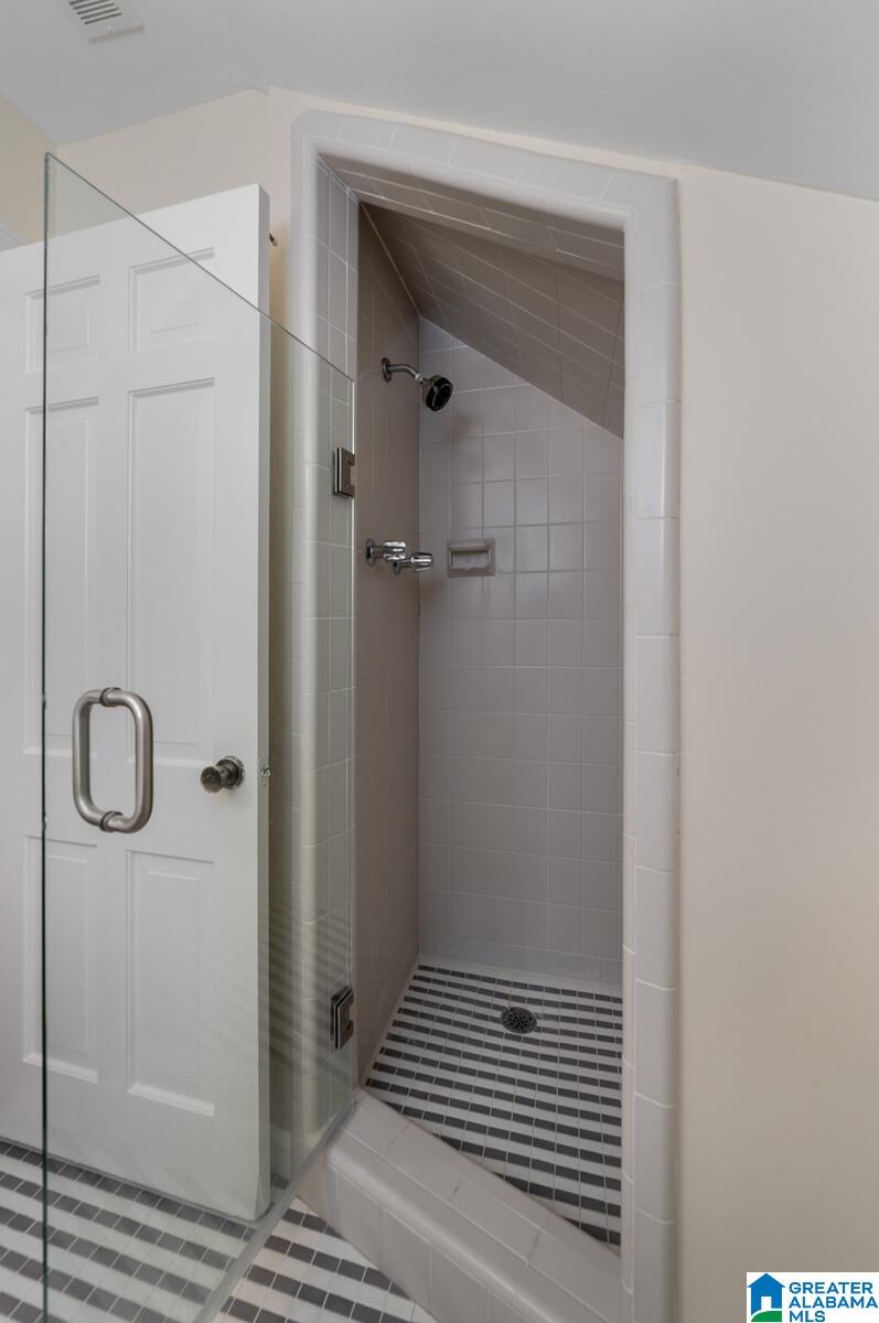 3728 Woodvale Road Birmingham, AL 35223 - Photo 33 of 57