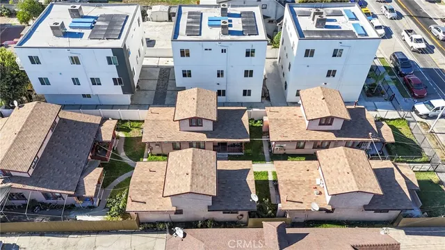 $933,000 | 634 East Adams Boulevard, Los Angeles, CA 90011