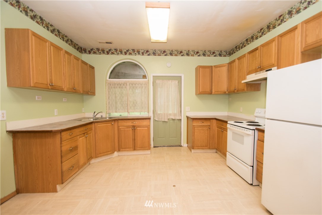 276 Clark Road Onalaska, WA 98570 - Photo 3 of 21 Gallery Image 3