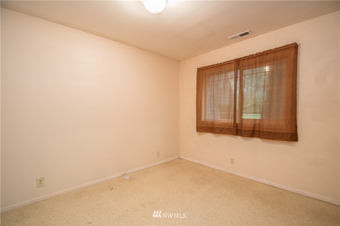 276 Clark Road Onalaska, WA 98570 - Photo 6 of 21 Gallery Image 6