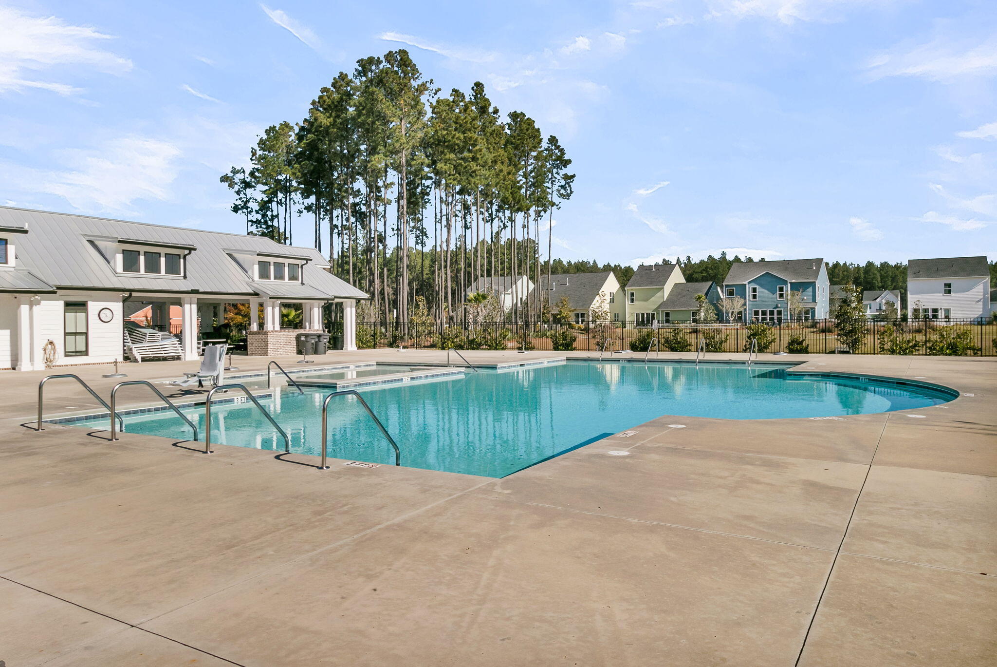 1017 Field Sparrow Drive Ravenel, SC 29470 - Photo 46 of 47 47-CREM - Homecoming amenities-8
