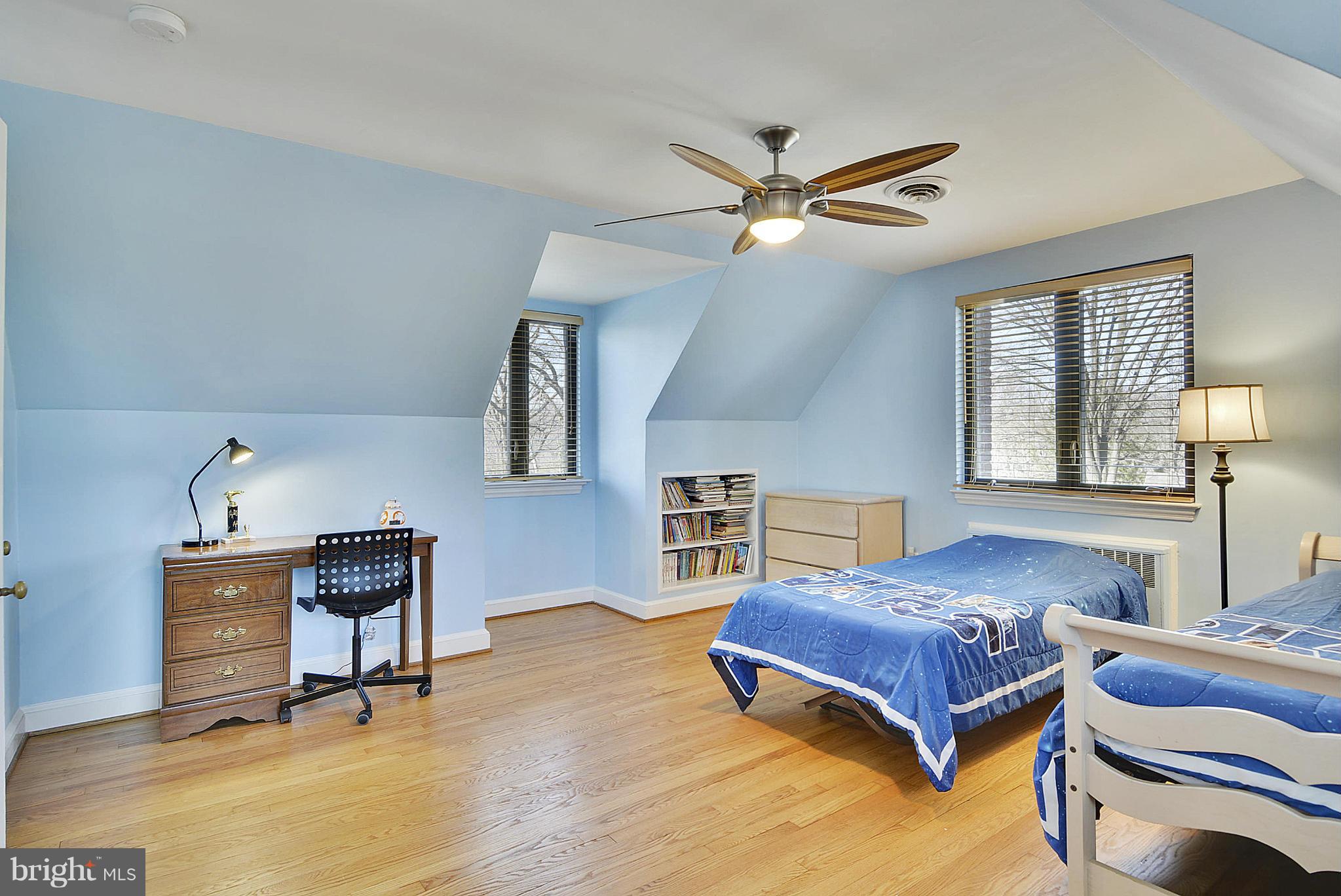 10307 Ridgemoor Drive Silver Spring, MD 20901 - Photo 20 of 30 4th bedroom is so roomy and inviting