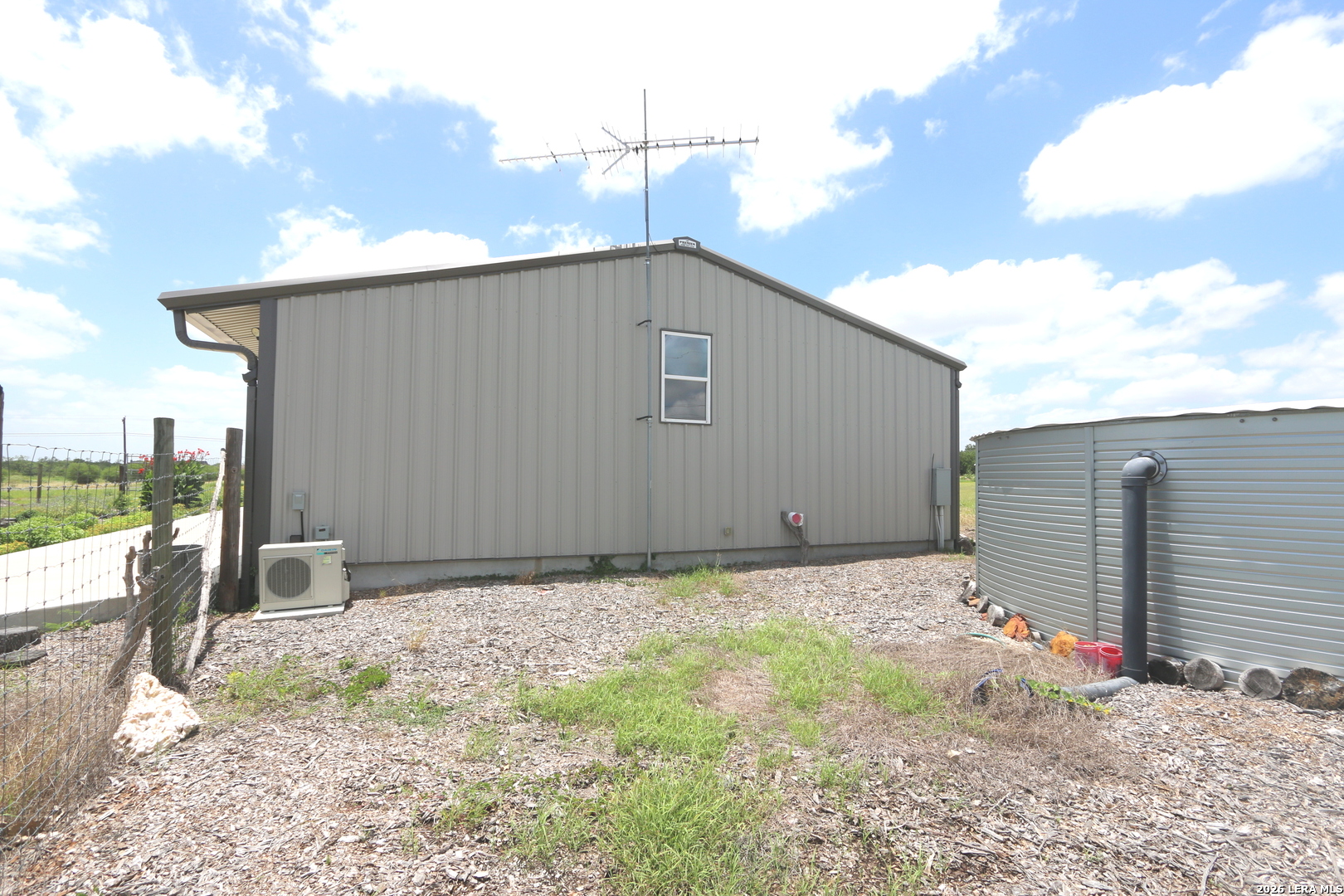 1221 North Santa Clara Road Marion, TX 78124 - Photo 6 of 50