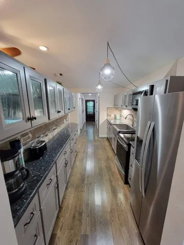 $2,200 | 10222 Eddystone Drive, Houston, TX 77043