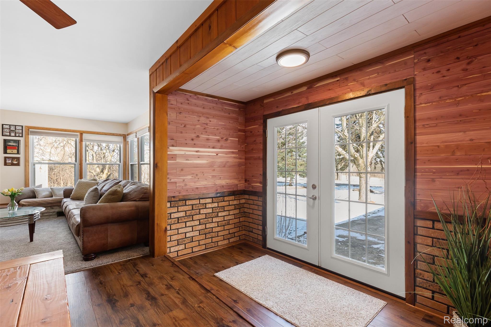 1524 East Dryden Road Metamora, MI 48455 - Photo 6 of 54 2022.03