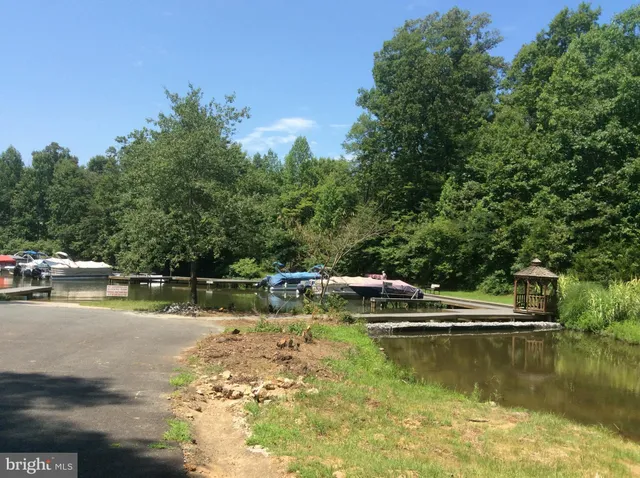 $894,000 | 5501 Hickory Tree Lane, Mineral, VA 23117