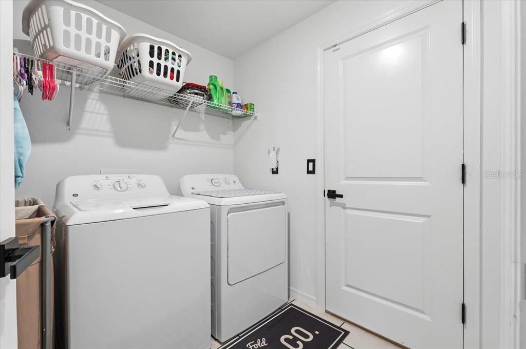 1923 Red Loop Lakeland, FL 33801 - Photo 37 of 51 a utility room with dryer and washer