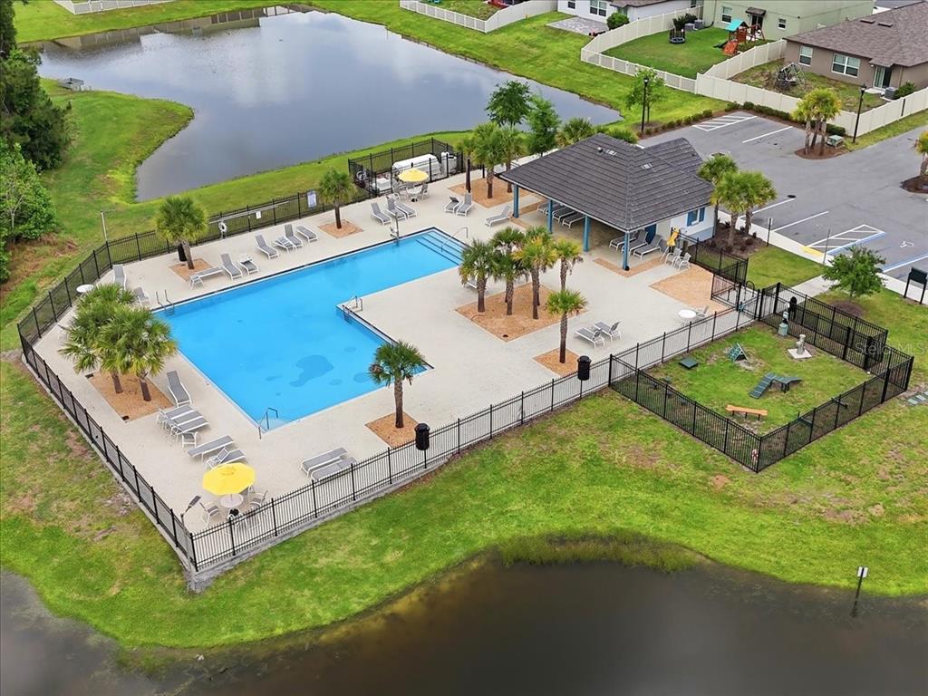 1923 Red Loop Lakeland, FL 33801 - Photo 50 of 51 an aerial view of a house having yard