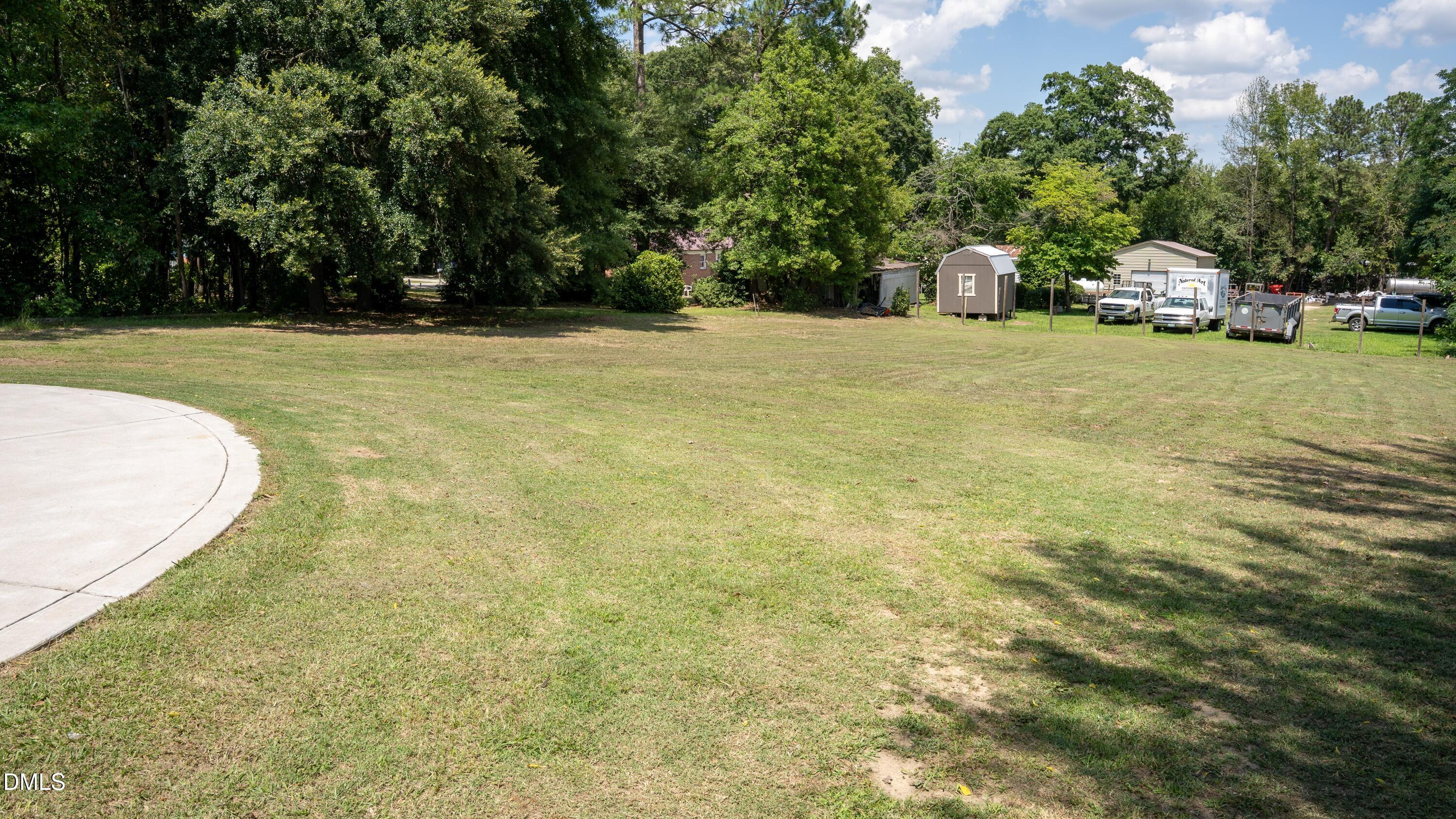 730 NW Boulevard Clinton, NC 28328 - Photo 17 of 68 Large Backyard!
