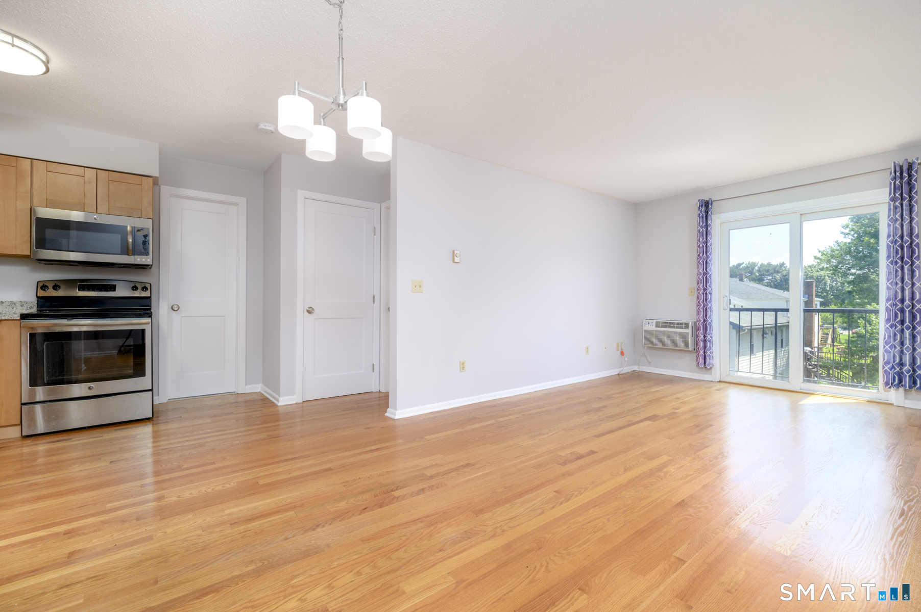 155 Short Beach Road, Unit 201 Stratford, CT 06615 - Photo 5 of 18 Gallery Image 5