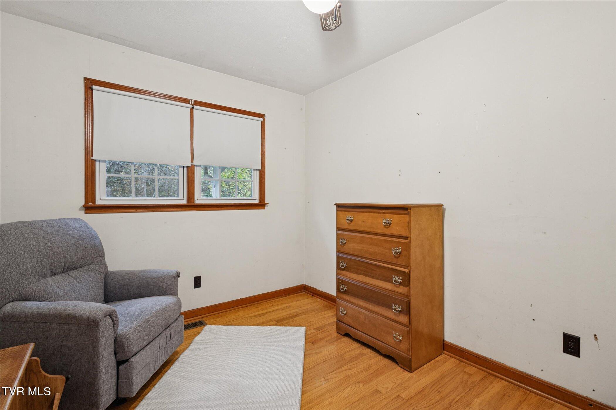 270 Hurley Hollow Road Elizabethton, TN 37643 - Photo 22 of 43 22-270-Hurley-Hollow-Rd--WindowStill-Rea