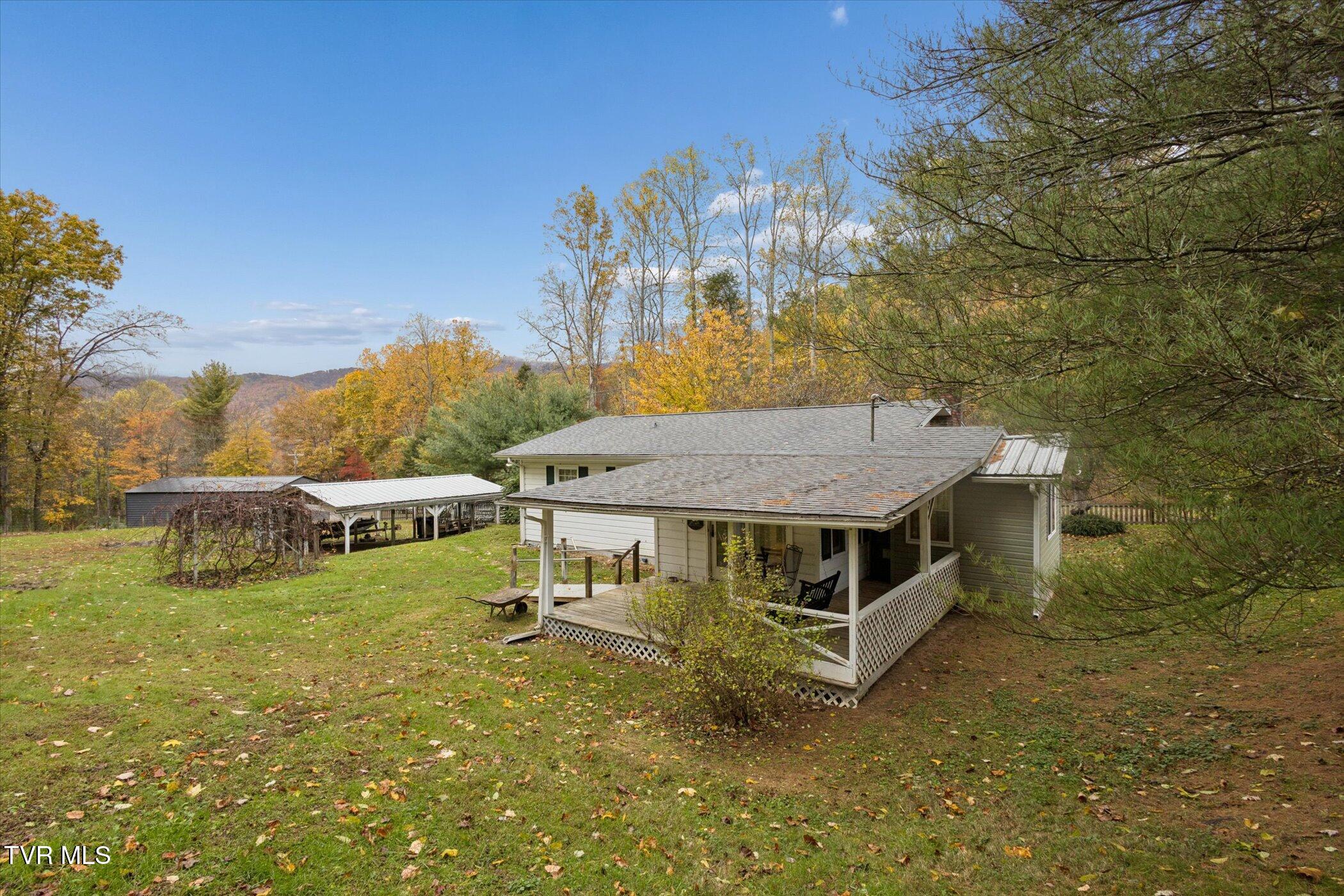 270 Hurley Hollow Road Elizabethton, TN 37643 - Photo 27 of 43 28-270-Hurley-Hollow-Rd--WindowStill-Rea
