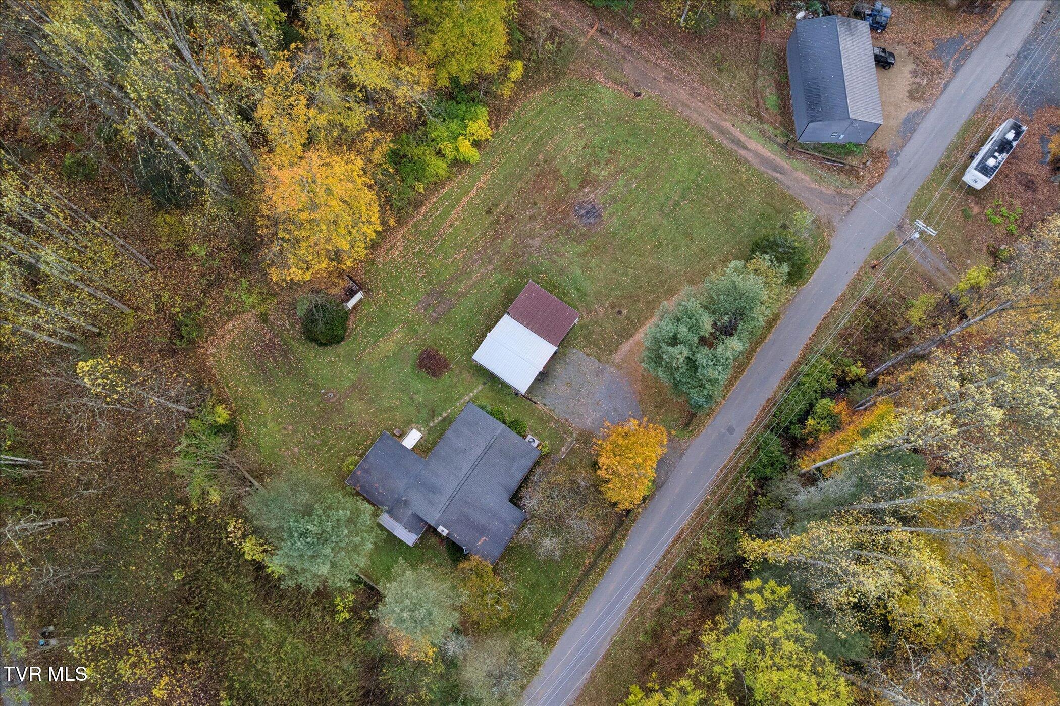 270 Hurley Hollow Road Elizabethton, TN 37643 - Photo 33 of 43 35-270-Hurley-Hollow-Rd--WindowStill-Rea
