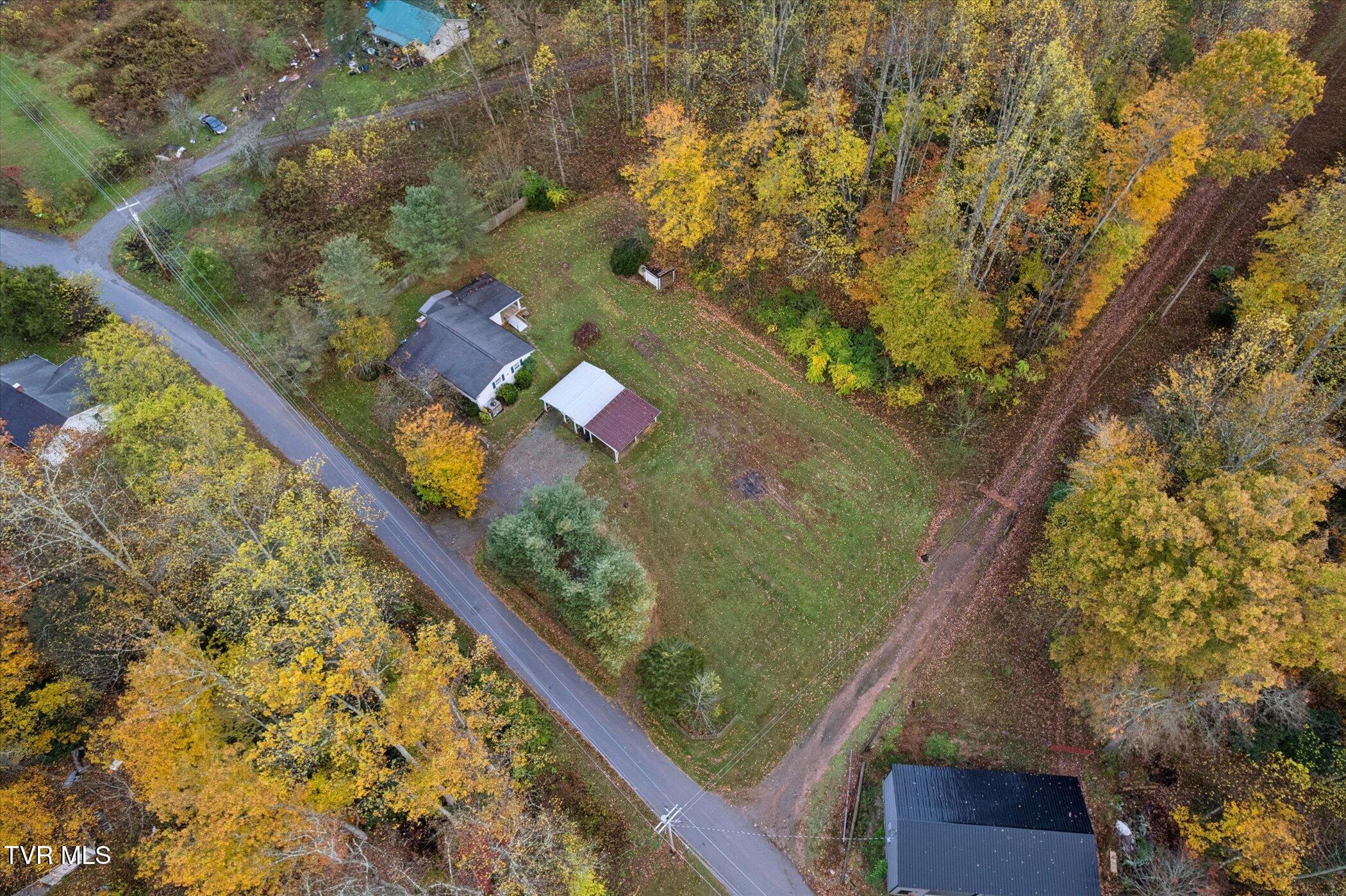 270 Hurley Hollow Road Elizabethton, TN 37643 - Photo 35 of 43 37-270-Hurley-Hollow-Rd--WindowStill-Rea