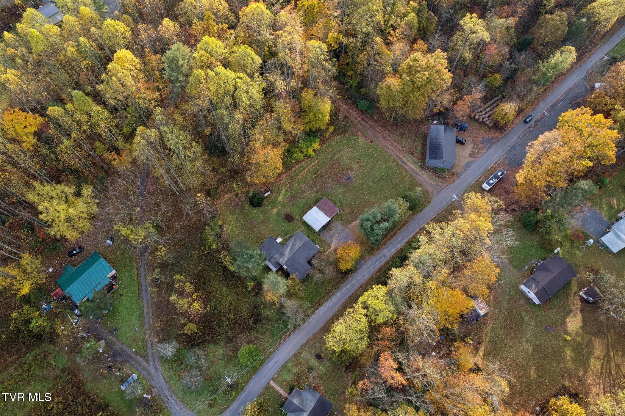 270 Hurley Hollow Road Elizabethton, TN 37643 - Photo 36 of 43 39-270-Hurley-Hollow-Rd--WindowStill-Rea