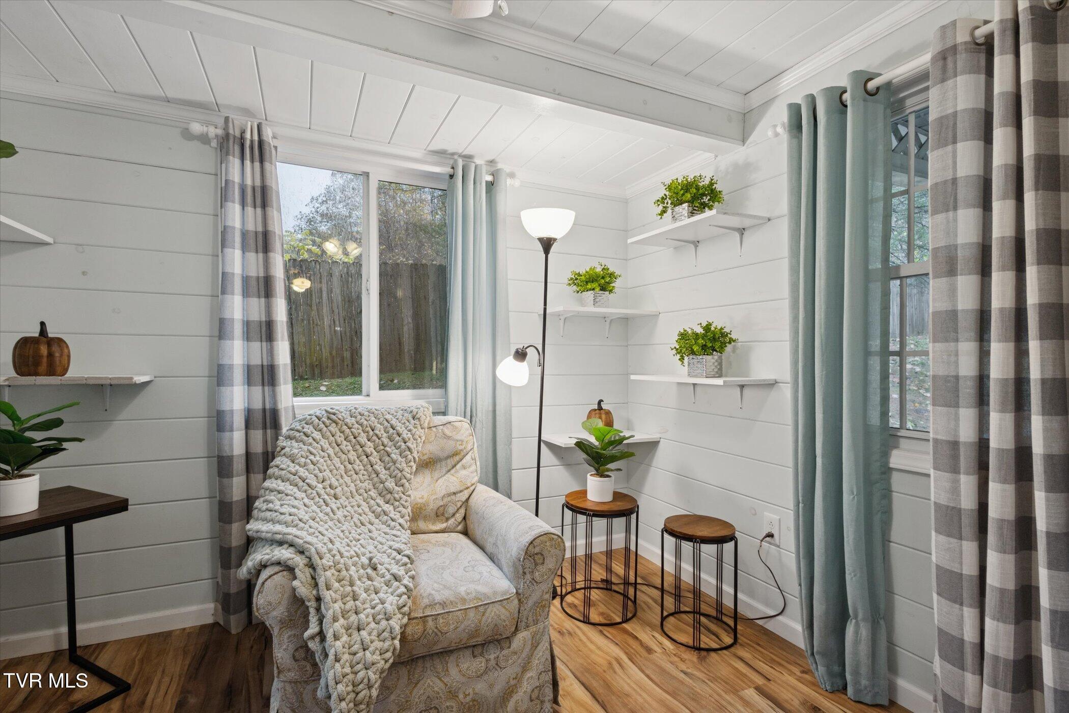 270 Hurley Hollow Road Elizabethton, TN 37643 - Photo 9 of 43 09-270-Hurley-Hollow-Rd--WindowStill-Rea