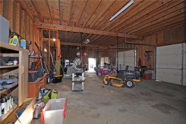 3330 Ott Wilson Road Springfield, TN 37172 - Photo 13 of 17 a view of a room with gym equipment
