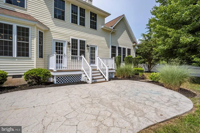 $635,000 | 26161 Bosch Lane, Hebron, MD 21830