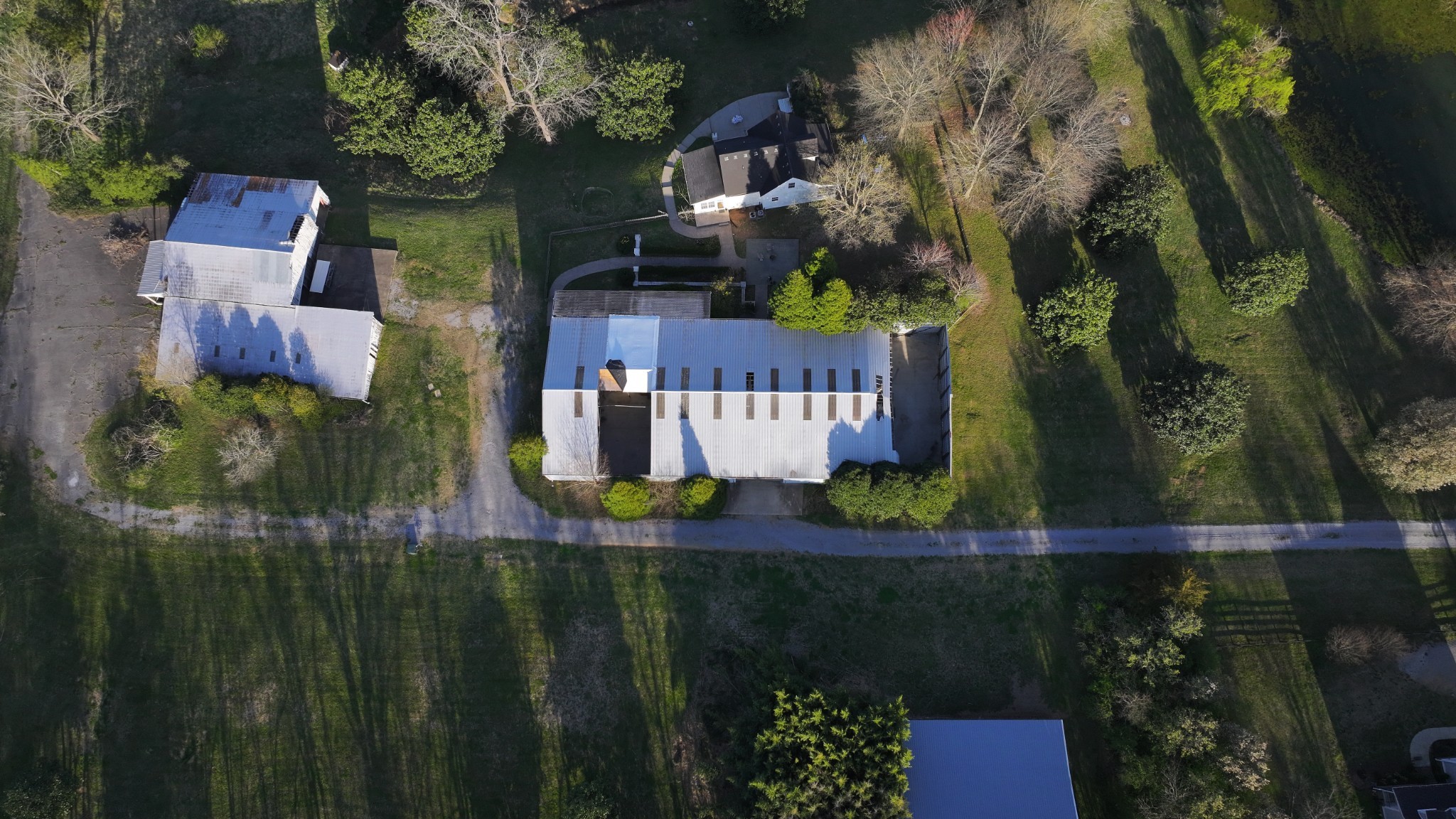 4038 Clovercroft Road Franklin, TN 37067 - Photo 3 of 10 a view of balcony and yard