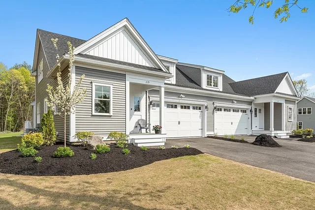 $735,000 | 289 Sewall Street, Unit 289, Boylston, MA 01505