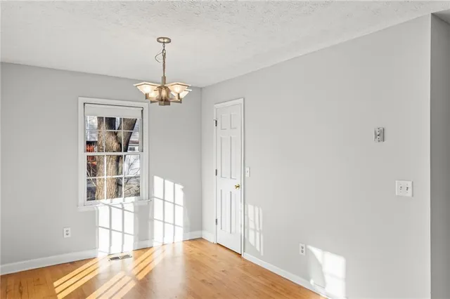 $2,600 | 118 Fitchburg Drive, Woodstock, GA 30189