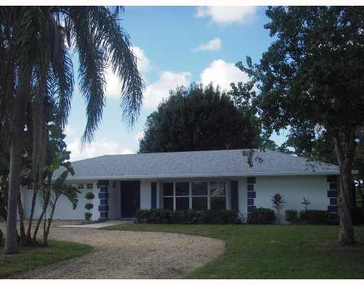1733 Northwest Spruce Ridge Drive Stuart, FL 34994 - Photo 1 of 8 Gallery Image 1