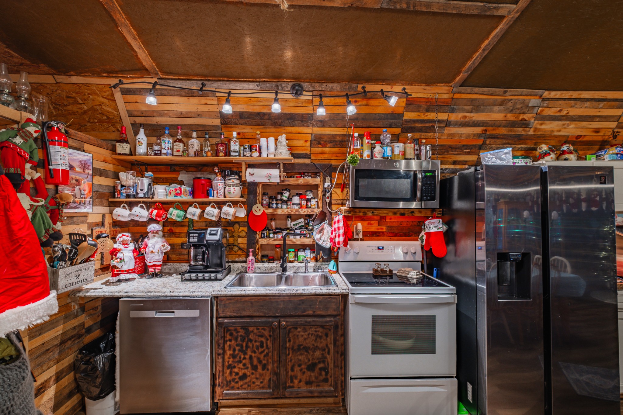 73 Spring Lake Circle Beechgrove, TN 37018 - Photo 18 of 43 a room with storage and utility