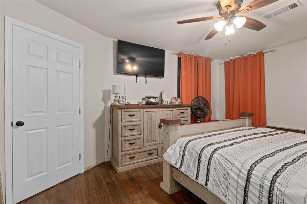 509 Brumley Road Krugerville, TX 76227 - Photo 14 of 28 Gallery Image 14