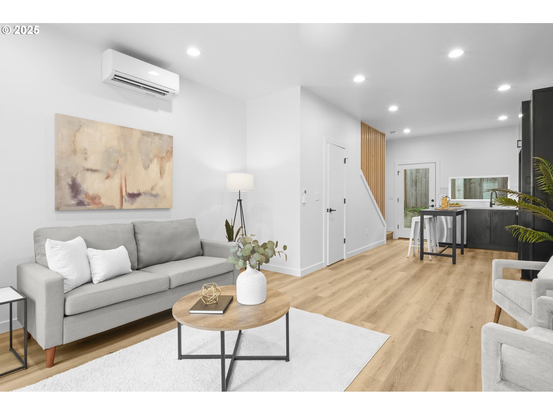 3522 Northeast 44th Avenue Portland, OR 97213 - Photo 8 of 24