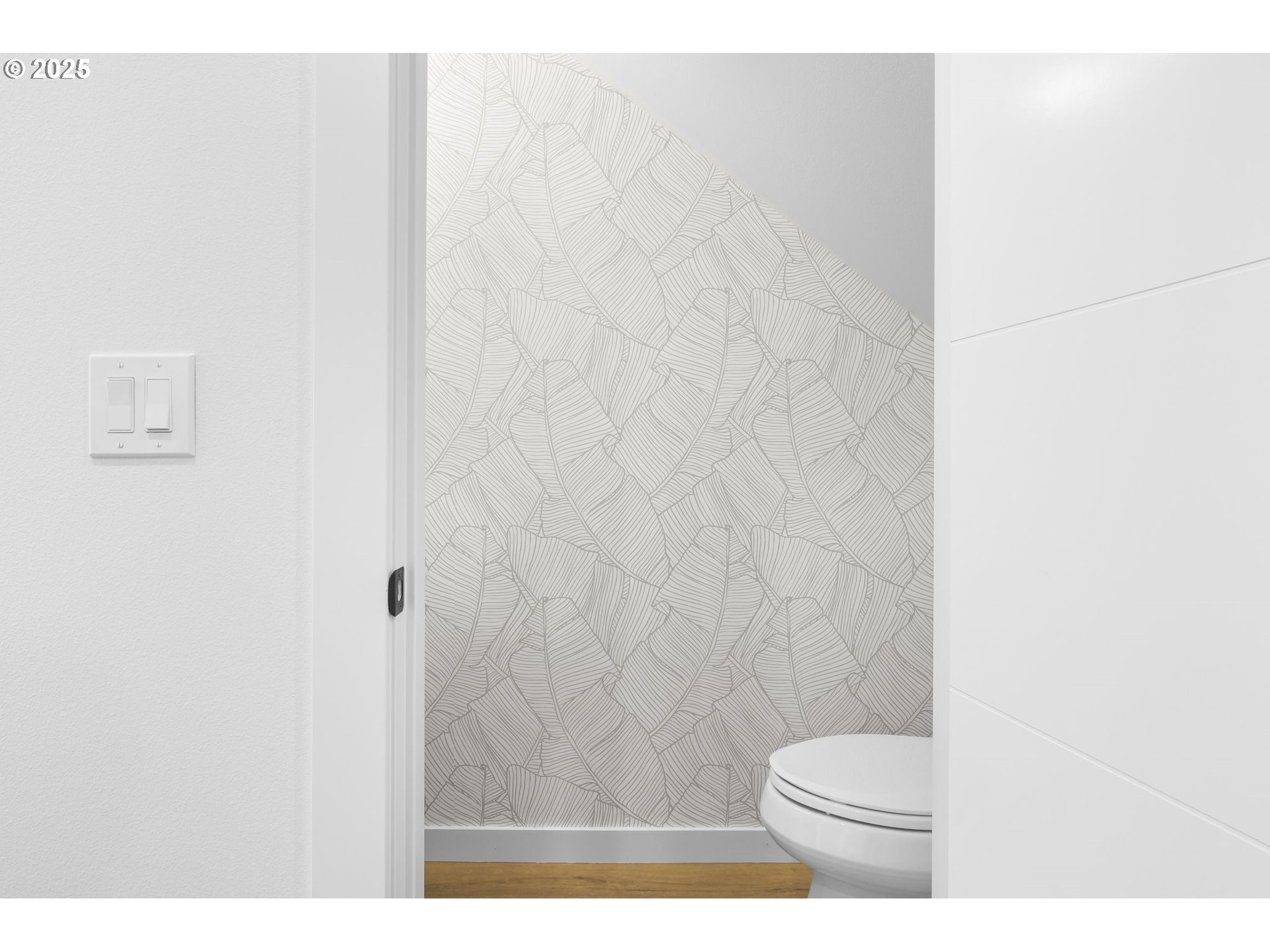 3522 Northeast 44th Avenue Portland, OR 97213 - Photo 9 of 24